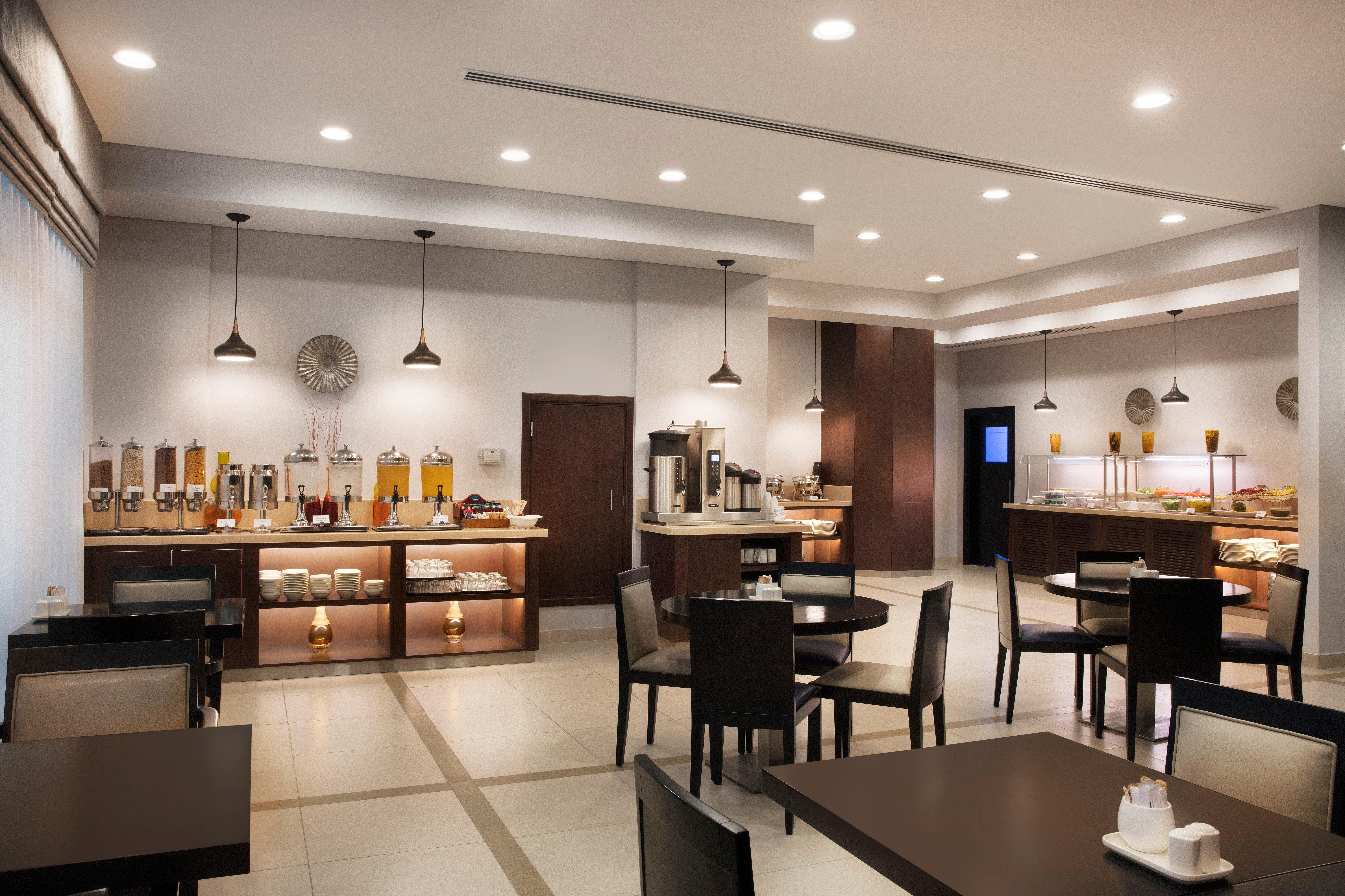 Holiday Inn Express Dubai Safa Park By Ihg Exterior foto